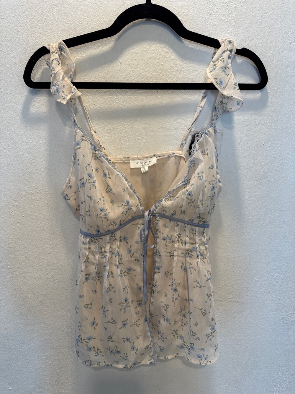 Kirious Floral Tie-Front Cami with Blue Accents
